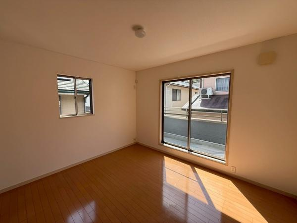 橋本市さつき台1丁目　中古戸建　の洋室