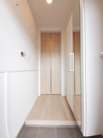 セレノカーサ　ＫＥＮの玄関