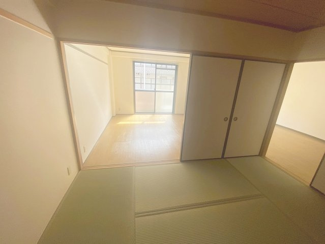 サンコート宝塚の和室