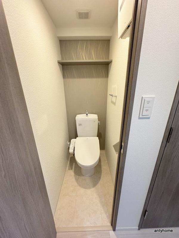 S-RESIDENCE難波大国町domina　仲介手数料無料のトイレ