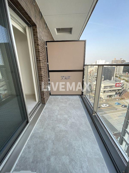 【バルコニー】ディアレイシャス泉