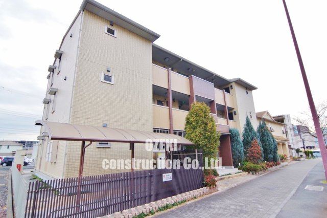 スクエアレイクの外観