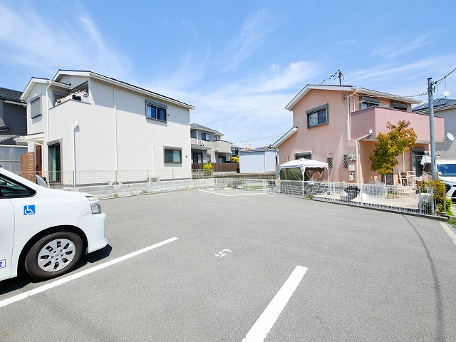 疋田町２丁目モータープールの駐車場