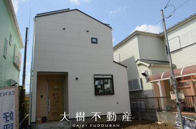 【外観】 | 海老名市国分北3丁目 新築戸建て 全1棟　【仲介手数料無料】 | ※令和7年5月上旬に撮影