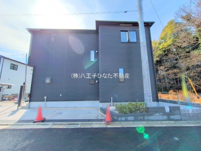 祝　成約済み　八王子市　石川町　新築戸建て　６期の前面道路含む現地写真|～仲介手数料無料☆八王子ひなた不動産～八王子市石川町　新築戸建て