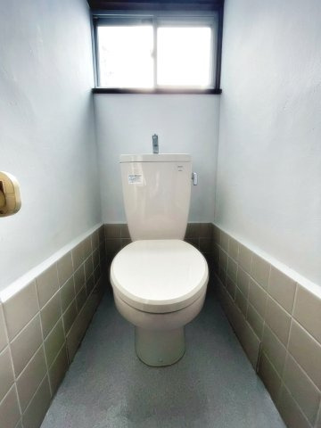 緑荘のトイレ|ゆったりとした空間のトイレです