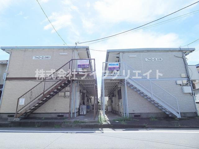 ファミーユ吉原Ⅱの外観