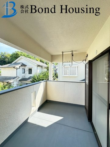 オール電化戸建　伊川谷町潤和　築30年のバルコニー