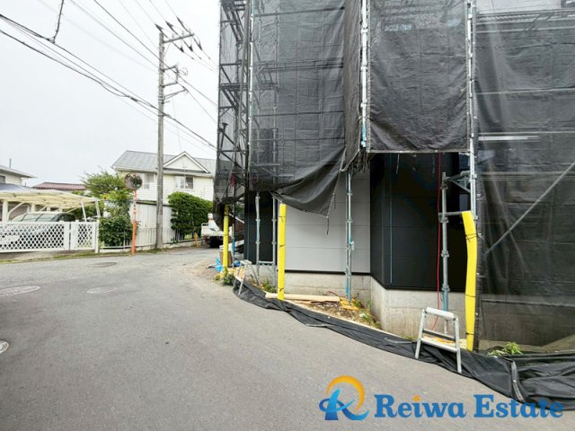 新築戸建　茅ヶ崎市松林1丁目の前面道路含む現地写真