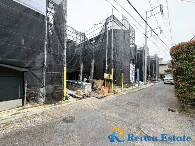 新築戸建　茅ヶ崎市松林1丁目の前面道路含む現地写真