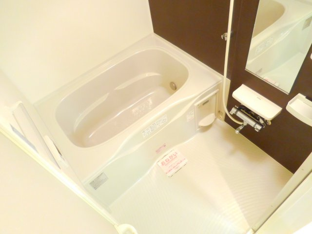 グランデ アルベロの浴室