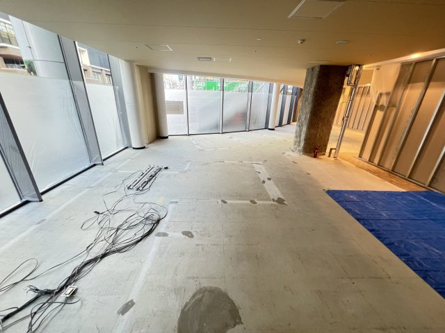 コモ・スクエア ウエストのロビー