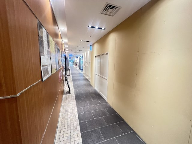 コモ・スクエア ウエストのロビー