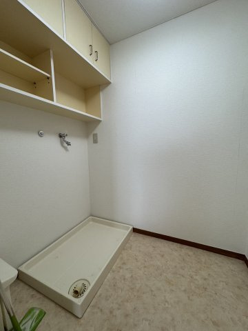 コーポ芝中のランドリースペース