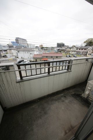 ヴァーチューハウスのバルコニー