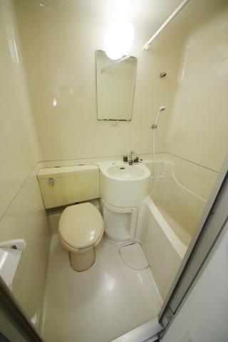 ヴァーチューハウスのトイレ