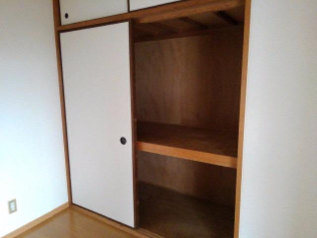 サンクレールヒラタの収納