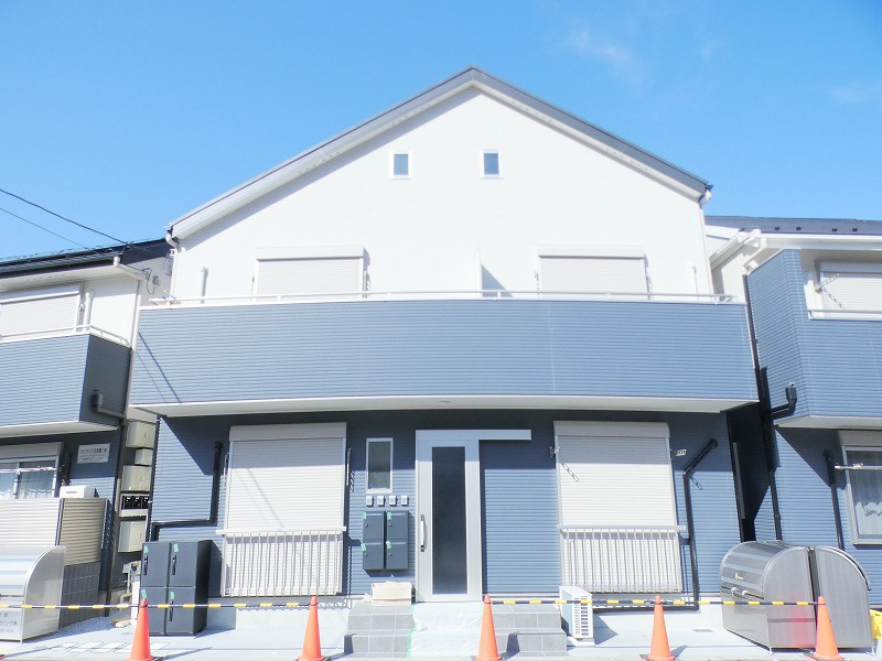 サンライズ百草園Ｄ棟の外観