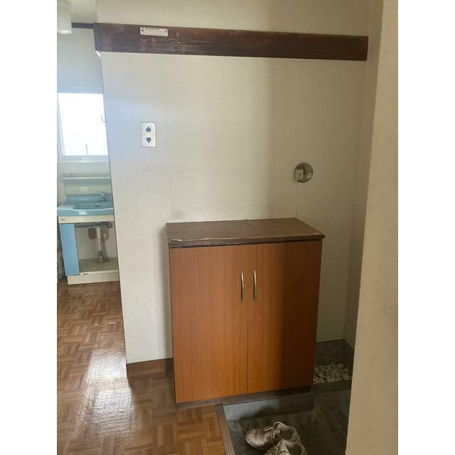 丸子南団地S-４棟　静岡市駿河区丸子２丁目の玄関