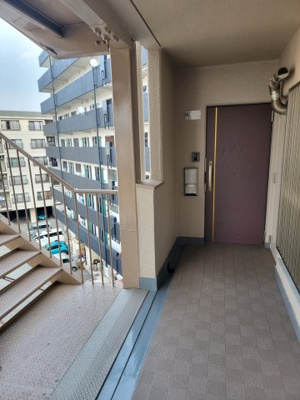 【玄関】 | サンライズ東雲A棟