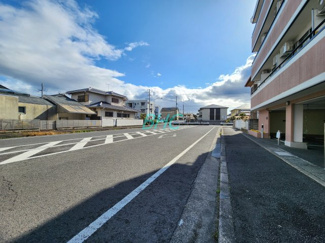 【前面道路含む現地写真】 | 一里山２丁目　分譲２区画２号地