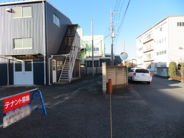 武蔵村山市伊奈平１丁目の倉庫のその他|前面