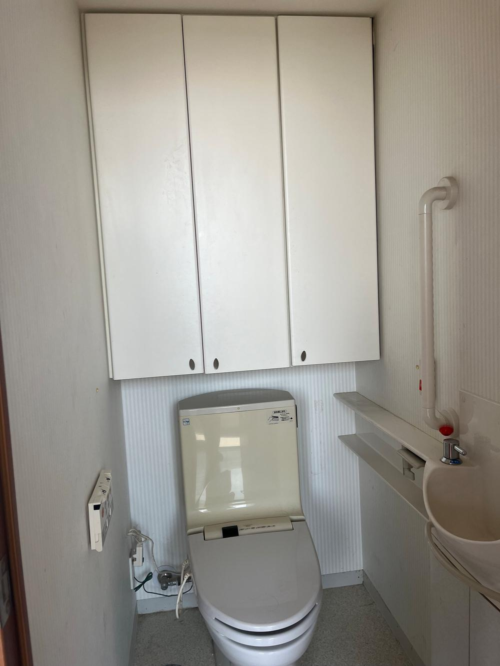 プラネスーペリア香里のその他共用部分|トイレ２か所あり
■物件内覧・資金計画相談・住宅ローン相談、リフォーム相談、お問合せ受付中■
※当日・翌日のご内覧、ご相談はお電話でのお問合せがスムーズです！