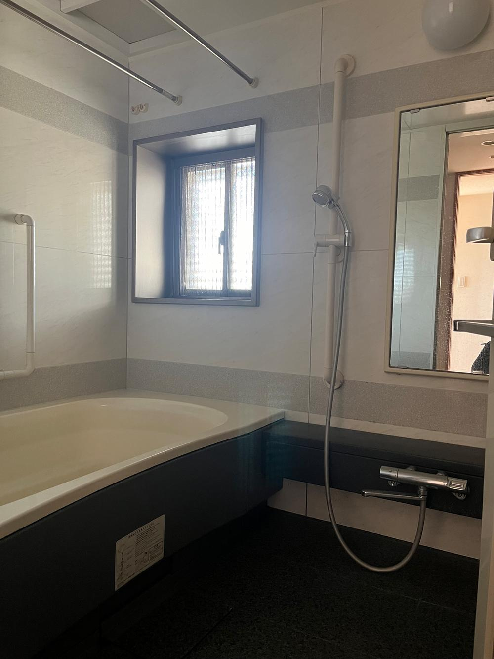 プラネスーペリア香里の浴室|浴室換気乾燥暖房機
■物件内覧・資金計画相談・住宅ローン相談、リフォーム相談、お問合せ受付中■
※当日・翌日のご内覧、ご相談はお電話でのお問合せがスムーズです！