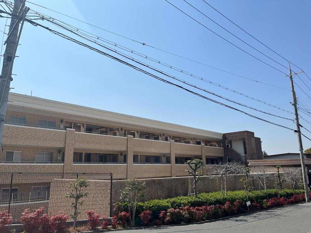 プラネスーペリア香里の外観|新しい生活にいかがでしょうか？外観はお住まいの顔になります。こだわりたいポイントですね。水回りリフォームやリノベーションも承ってます。
■現地見学・資金計画相談・住宅ローン相談もお問合せ受付中■