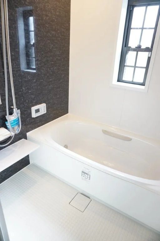 二丁通町　中古一戸建ての浴室|オートバス
■物件内覧・資金計画相談・住宅ローン相談、リフォーム相談、お問合せ受付中■
※当日・翌日のご内覧、ご相談はお電話でのお問合せがスムーズです！