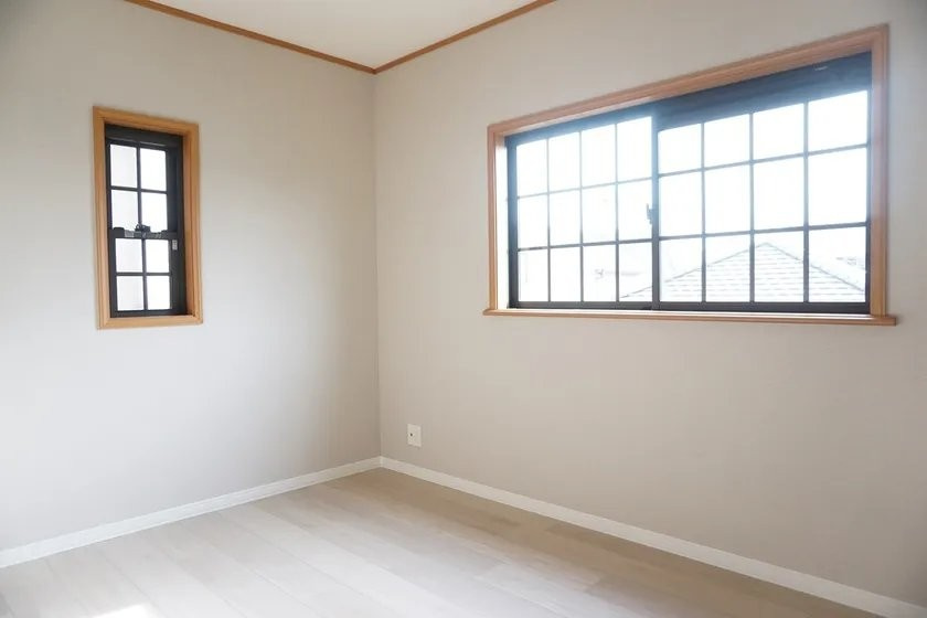 二丁通町　中古一戸建ての寝室|洋室6.0帖　3階
■物件内覧・資金計画相談・住宅ローン相談、リフォーム相談、お問合せ受付中■
※当日・翌日のご内覧、ご相談はお電話でのお問合せがスムーズです！