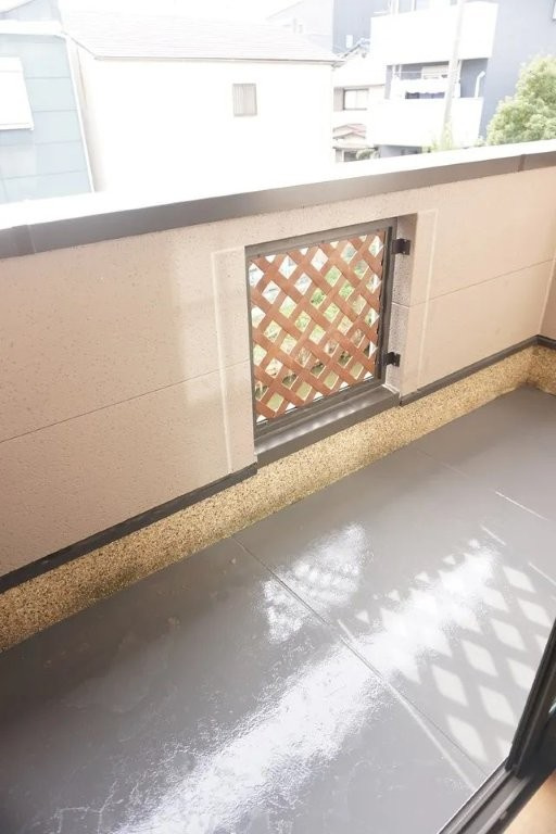 二丁通町　中古一戸建てのバルコニー|南向き
■物件内覧・資金計画相談・住宅ローン相談、リフォーム相談、お問合せ受付中■
※当日・翌日のご内覧、ご相談はお電話でのお問合せがスムーズです！