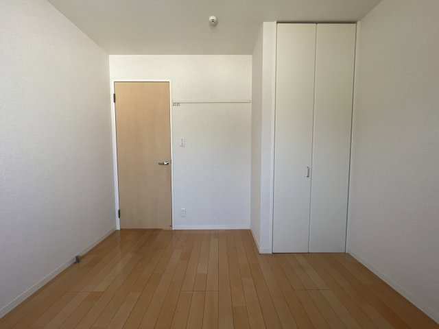 ハイツ熊見Ⅴ　A棟の寝室