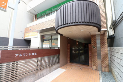 【エントランス】 | アルマンド蒲生 | ゆとりのあるエントランスです