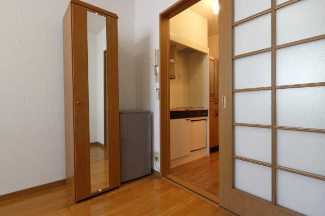 松屋北野坂ビルの内装|冷蔵庫、収納