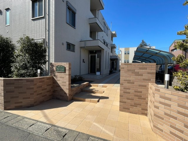 メゾン　ファミーユのエントランス|★旭化成賃貸マンション★新検見川駅に登場★