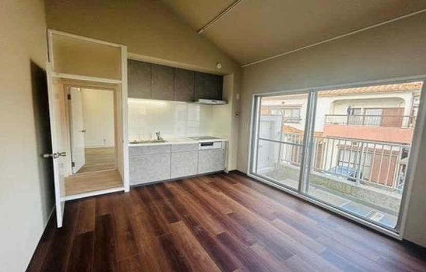 忍ケ丘クレセントヴィラF棟のキッチン|DK　南向き　陽当たり良好
■物件内覧・資金計画相談・住宅ローン相談、リフォーム相談、お問合せ受付中■
※当日・翌日のご内覧、ご相談はお電話でのお問合せがスムーズです！