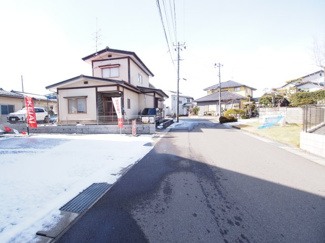 【前面道路含む現地写真】