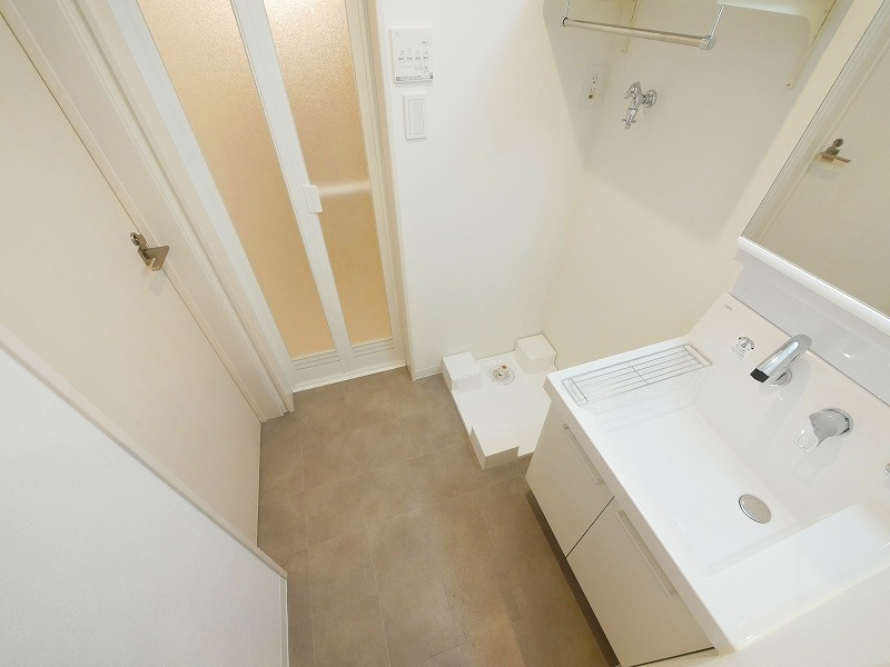 UNI　FLAT　奈良法蓮町の洗面所