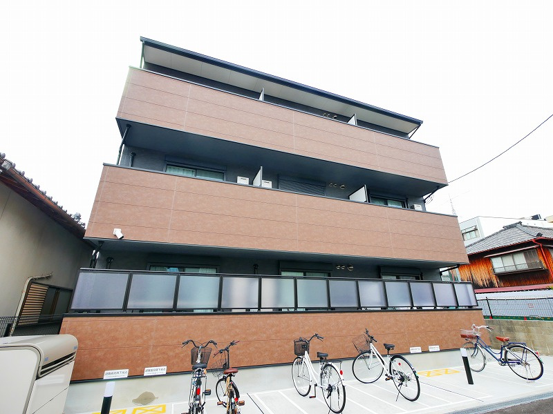 UNI　FLAT　奈良法蓮町