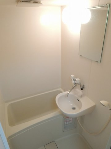 洗面一体型の浴室