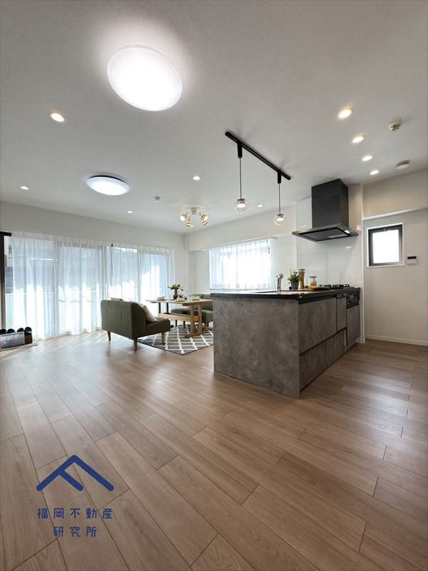 ライオンズマンション筑紫丘の居間・リビング