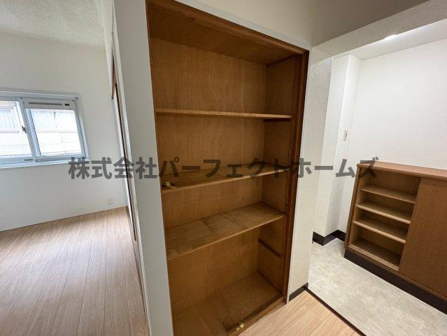 枚方ハイツ弐号棟の収納