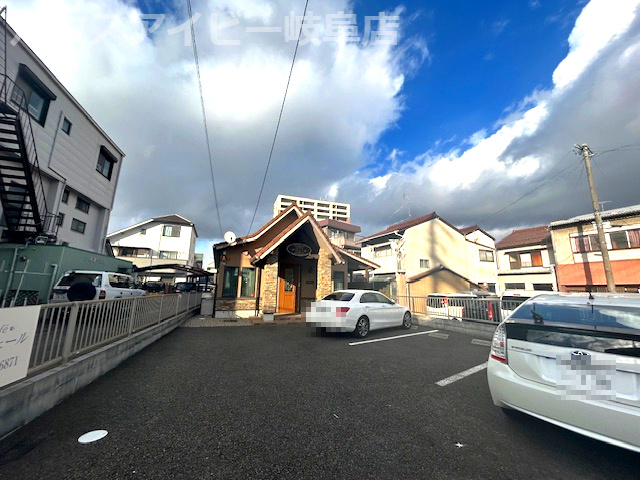 【前面道路含む現地写真】の画像