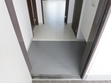 【玄関】 | グランデュールレイ | 『グランデュールレイ』