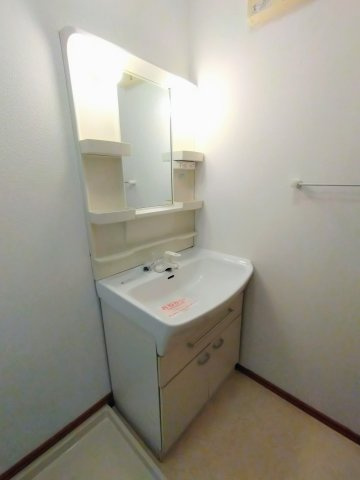 キャトル・セゾンⅡの独立洗面台