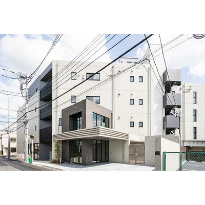【外観】 | St.Luke's浜田山 | 鉄筋コンクリート造のがっちりとした建物。