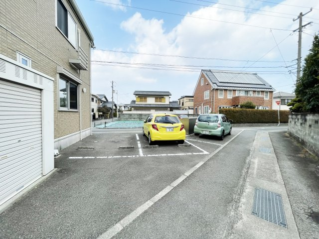 セレッソ６５の駐車場