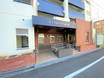 【駐車場】 | ロイヤルハイツ山之内