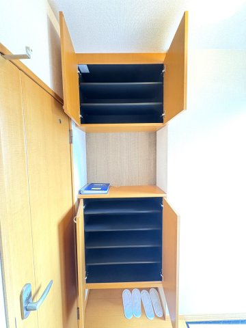 ゼファーコートの収納